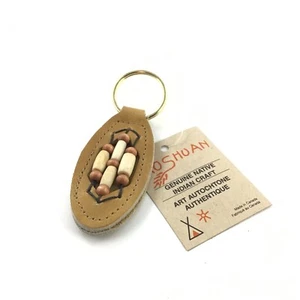 ref 501 Porte clef AMERINDIEN HURON marron clair 5 Nations Canada homme femme - Picture 1 of 2