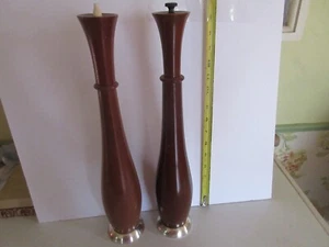 Salz und Pfeffermühle aus Holz -- 15" HOCH - Bild 1 von 3