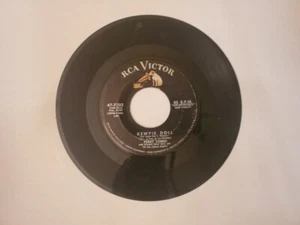 Perry Como - Kewpie Doll / Dance Only with Me (Vinyl Record) - Picture 1 of 2