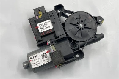 Jeep Compass 2017-2022 Front Left Door Window Regulator Motor C37723-104 OEM - Image 1 of 4