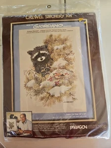 Raro De Colección 1980 Crewel Bordado Kit Giordano "Curious Raccoon" 14x18 Pargon - Imagen 1 de 4