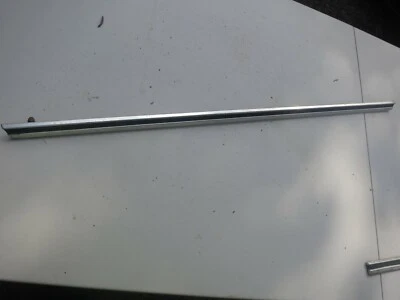 75-91 moldura puerta exterior conductor izquierdo aluminio pin raya ford van e250 e150 e350 Foto 1 de 4