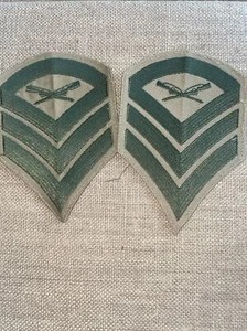 1-USMC US MARINE CORPS E-6 STAFF SERGEANT LANG- & KURZARM-KHAKI-SHIRT RANG - Bild 1 von 1