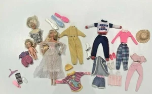 Mattel Barbie Doll and Kid Kore Kelly Lot Vintage Clothing & Accessories - Picture 1 of 8