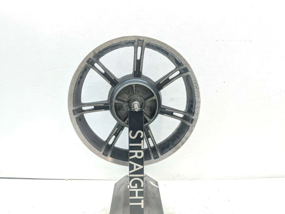 Задний обод колеса 17-22 Harley Davidson Road King FLHR ПРЯМОЙ 18X5,00 - Изображение 1 из 4