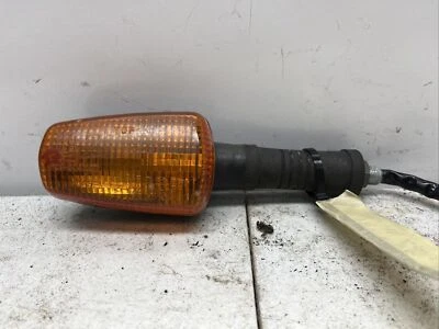 2001 Yamaha XT225 Rt Front flasher light IUF-83320-00-00 - Image 1 of 4