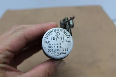 Suzuki GS550 1977 (#416) relé intermitente 061300-3711 Foto 1 de 4