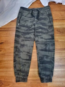 Aritzia TNA Alix Camo Jogger Pants Size Large Pockets Drawstring Cotton Green - Picture 1 of 5