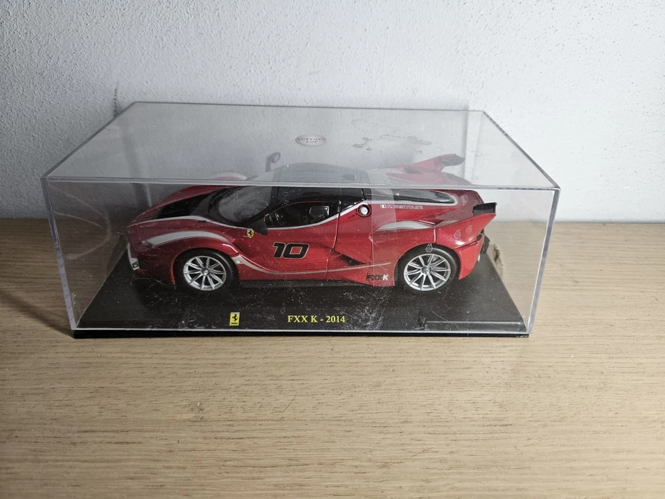 Modellino auto Ferrari FXX K - 2014 scala 1:24 Bburago - Immagine 1 di 4