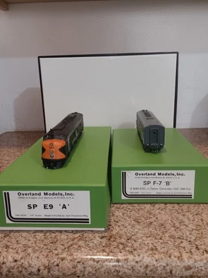 SP OVERLAND OMI E9/E7B COMBO C/P IN HALLOWEEN/LARK SOUTHERN PACIFIC DCC/SOUND - Image 1 of 4
