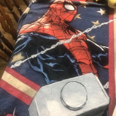 Marvel Blanket With Spider-Man Hulk Iron Man Cap America And Thor - Image 1 of 4