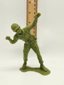 VINTAGE Plastic Army Man Figure Throwing Hand Grenade - 5 1/2" Tall - Picture 1 of 5