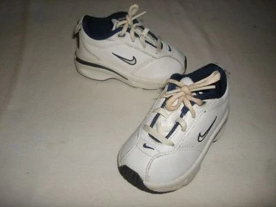 Белая с синей отделкой подошва Nike для младенцев мальчиков или девочек размер 3c без маркировки - Изображение 1 из 4