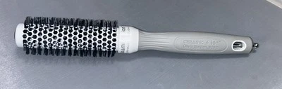 Olivia Garden Ceramic Ion Speed XL Thermal Brush CIXL-25 - 1"    2010 - Image 1 of 4