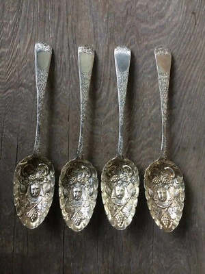  Cucharas de bayas de plata de ley (4) 1785-86 Jorge III por Charles Hougham, Londres Foto 1 de 4