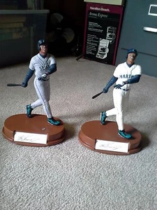 KEN GRIFFEY, JR. MARINERS SIGNED SALVINO MATCHING HOME & AWAY STATUE #246/950 - Picture 1 of 3