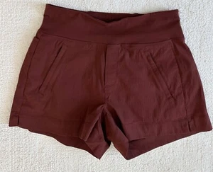Athleta Trekkie North corto taglia 2 stile 530626 misto nylon cognac - rosso brunastro - Foto 1 di 13