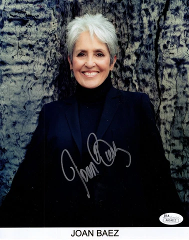 JOAN BAEZ HAND SIGNED 8x10 COLOR PHOTO           GREAT FOLK SINGER           JSA Cover