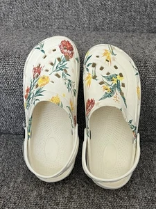 Zapatos sin cordones cómodos para mujer con diseño floral Crocs talla 3,5/4 - Imagen 1 de 5