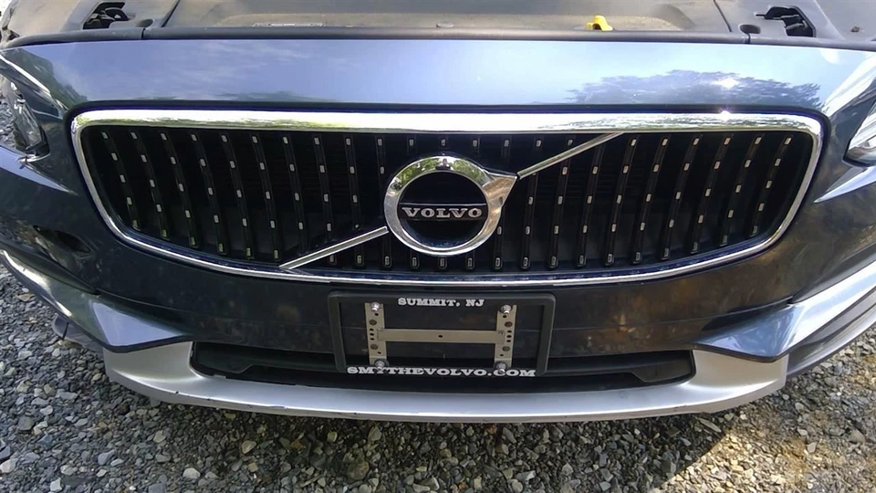 2018 Volvo V90 Upper Grille Foto 1 de 4