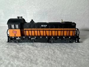 AHM Ho Scale #807 The Milwaukee Road Diesel Switcher Locomotive For Train Set - Picture 1 of 6