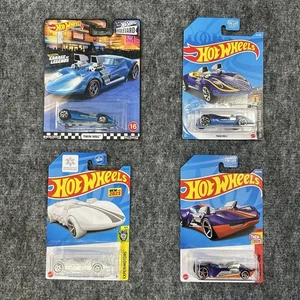Hot Wheels Premium Boulevard Twin Mill #16 Real Riders +3 Twin Lot of 4 Braille - Bild 1 von 20
