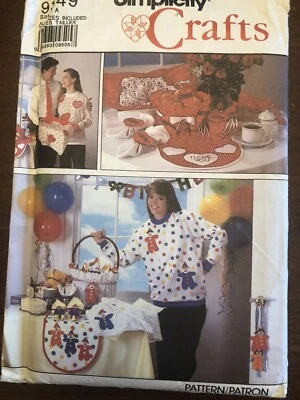 Simplicity 9349 Party Table Decor Pattern - Image 1 of 4