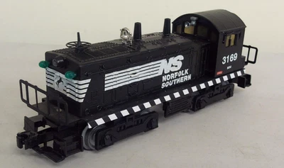 Lionel Trains Cab #3169 SOU Custom Norfolk Southern O Scale NW-2 Switcher - Image 1 of 4