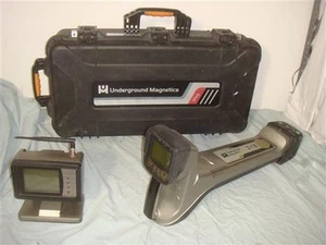 UNDERGROUND MAGNETICS MAG 8 RECEIVER WITH DISPLAY & CASE - Picture 1 of 22