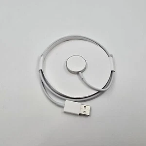 Câble de charge magnétique Apple Watch MX2E2AM/A - Photo 1 sur 2