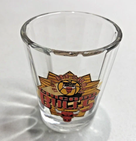 Chicago Bulls Souvenir Shot Glass 1997 NBA Champs Decal Clear Glass Basketball Cover