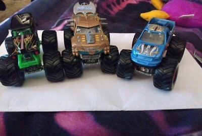 Hot Wheels Lot of 3 Monster Jam Grave digger, MOU , Hotwheels - Image 1 of 2