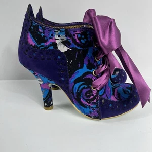Irregular Choice Abigails Bota de Encaje Victoriano Púrpura Tercera Parte US6.5 *ver descripción - Imagen 1 de 14