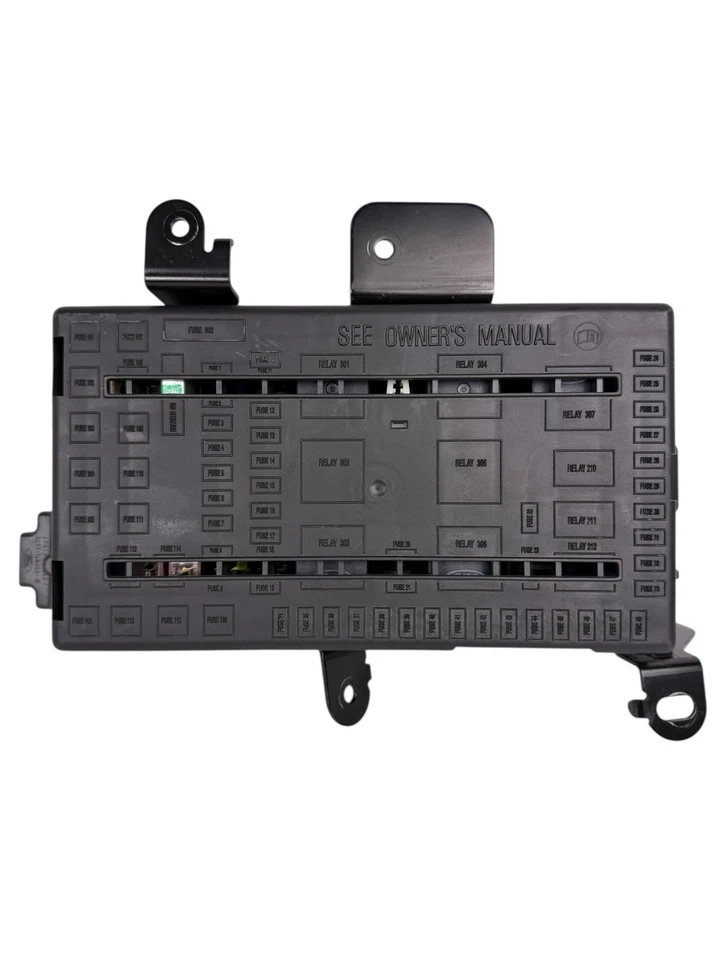 OEM 99-04 Ford F250 F350 Super Duty Fuse Box Junction Panel 2C7T-14A067-AP - Image 1 of 4