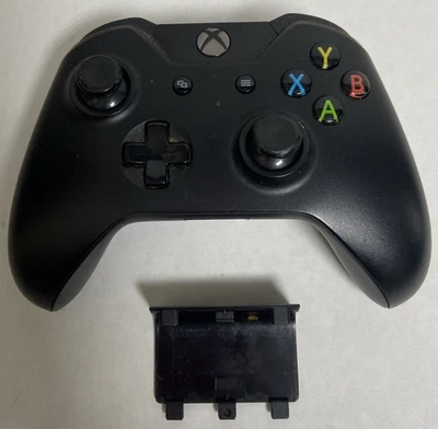 Joystick NERO - Controller per Microsoft Xbox ONE - Model 1537 - Immagine 1 di 4