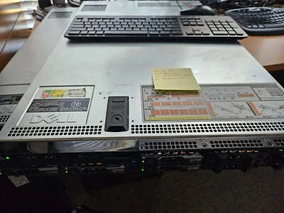 DELL R630 Server Xeon E5-2620v3 2.4GHz 32GB H730 4x 600GB SSD Quad Gigabit NIC - Image 1 of 4
