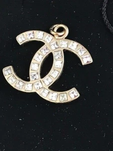 Authentic CHANEL Strass Baguette Crystal CC Logo pendant, $299 - Picture 1 of 11