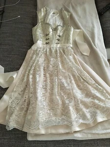 Dirndl beige creme silber gold - Unikat - Schneiderarbeit - Hochzeitsdirndl - Bild 1 von 12