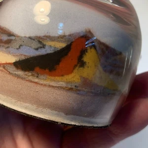 Glas Wüstensand Kunst Briefbeschwerer Handarbeit Bergszene, LESEN - Bild 1 von 17