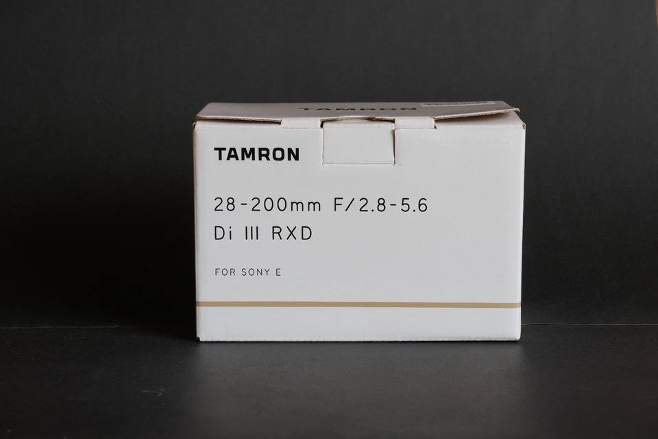 Tamron 28-200mm F/2.8-5.6 Di III RXD For Sony e-mount - image 1 of 4