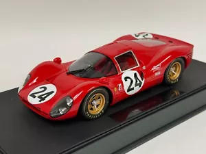 1/18 Ferrari 330 P4 1967 24 H di Le Mans Winner base in pelle limitata a 200 pezzi - Foto 1 di 7