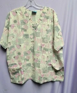 H.Q. Scrub Shirt. Size Large. Inspirational quotes and Floral Design on shirt. - Picture 1 of 3