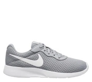 Nike Tanjun Entrenadores Hombre Gris Talla UK 11 (RefC3) - Imagen 1 de 5