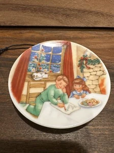 Hallmark "Cookies for Santa" Collector's Plate Christmas Ornament 1990 - Picture 1 of 3
