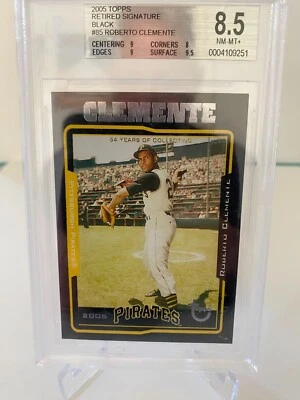 2005 Topps Retired Signature Roberto Clemente #85 Black Border 28/54 Graded 8.5 - Image 1 of 2