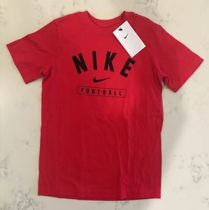 Nike Boys Core Short Sleeve Football T-Shirt, Red, Size Small B11377D (NEW) - Picture 1 of 9