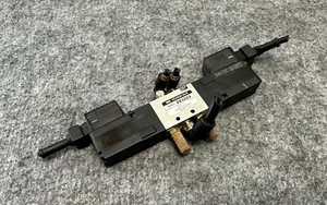 SMC SOLENOID VALVE Model: VZ3223 - Picture 1 of 4