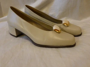 EASY SPIRIT SCARPE DA DONNA DÉCOLLETÉ CLASSICHE IN PELLE MARRONE CHIARO TACCO ANTISCIVOLO 7M $149 - Foto 1 di 10