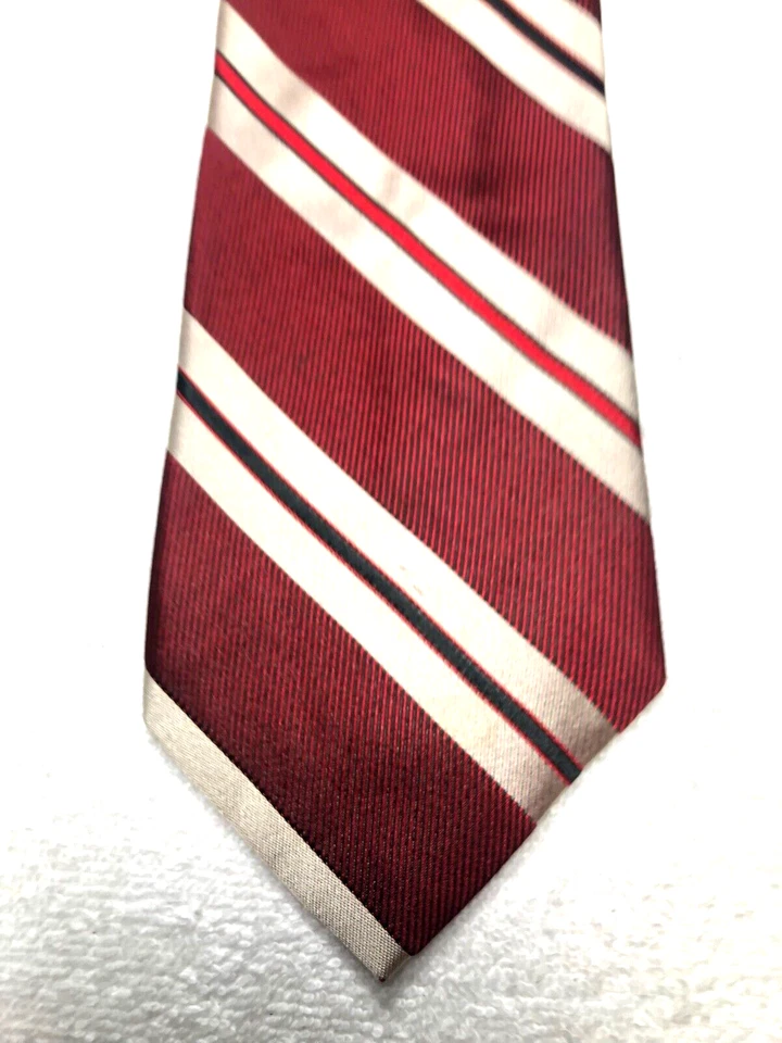 EXPRESS MENS TIE RED WITH RED WHITE STRIPES 3.75 X 61 - Image 1 of 4