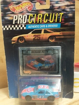 Hot Wheels Pro Circuit 1/64 NASCAR diecast #43 STP Richard Petty light blue 1992 - Image 1 of 4